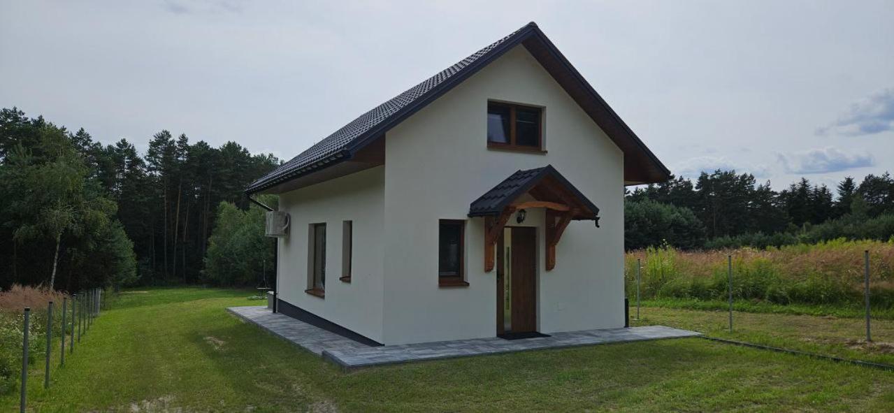 Jaskolka Roztocze Villa โทมาสโชว ลูเบลสกี ภายนอก รูปภาพ